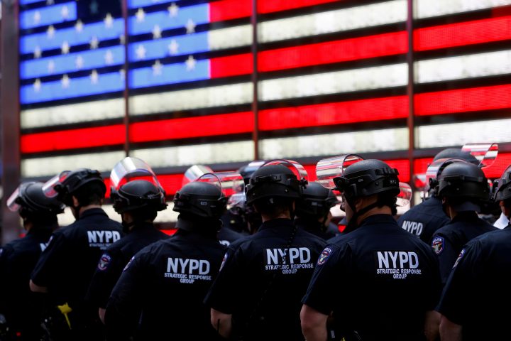 NYC Mayor De Blasio Announces Plan To Slash Police Budget By $1 Billion ...