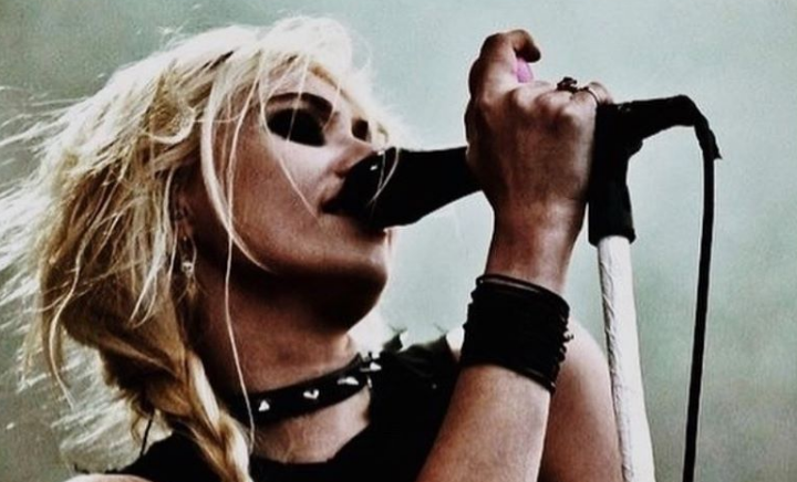 Taylor Momsen Of The Pretty Reckless Interview 101 5 The Wolf