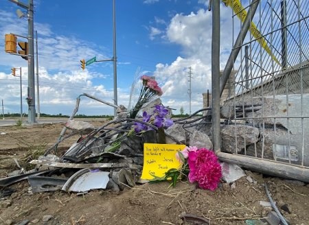 Mother and 3 children dead after 4vehicle crash in Brampton, police