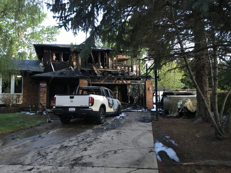 Spontaneous combustion thought to have caused fire that tore through Dalhousie home Calgary