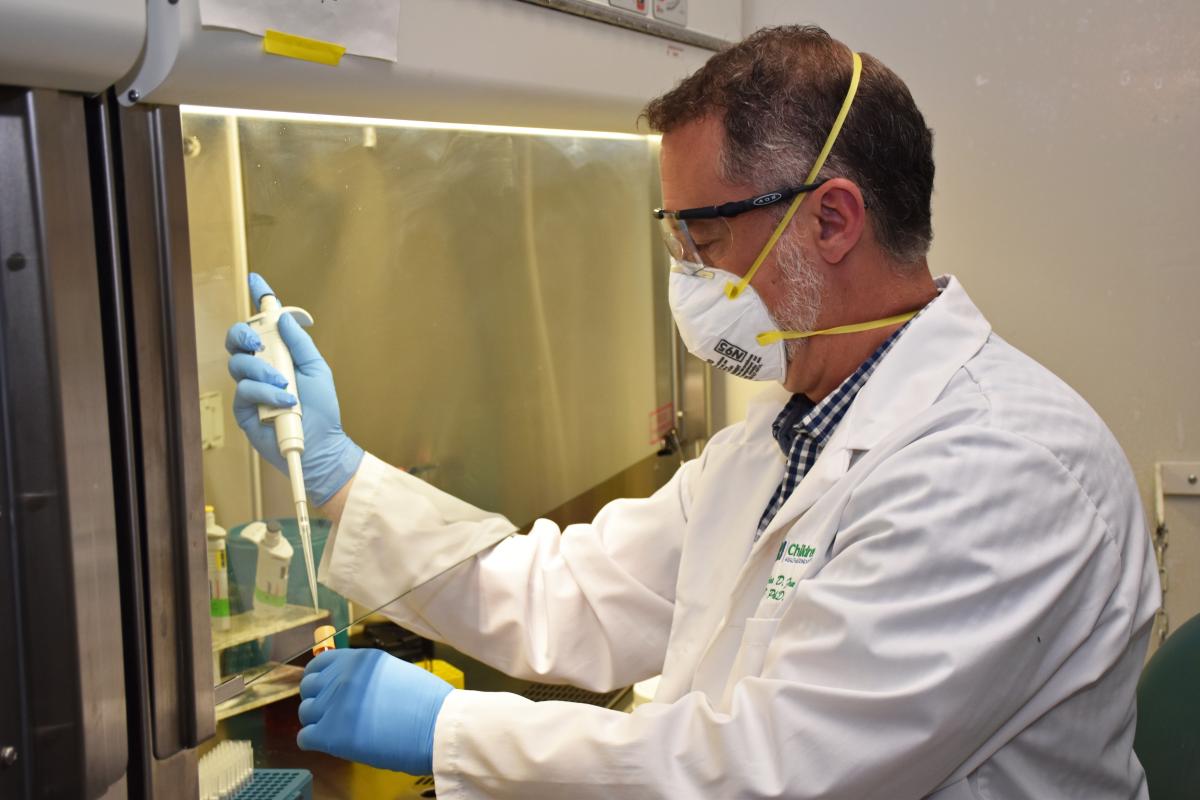 Dr. Douglas Fraser led a research team that identified a unique pattern of six molecules that could be used as therapeutic targets to treat the COVID-19 virus.