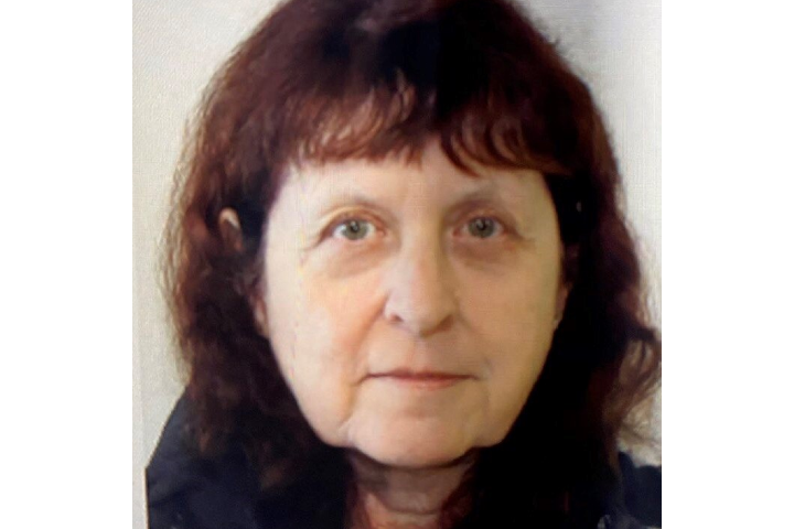 Janet Powers is described to be five-foot-one in height, 110 pounds, with brown hair and green eyes.Janet Powers is described to be five-foot-one in height, 110 pounds, with brown hair and green eyes.