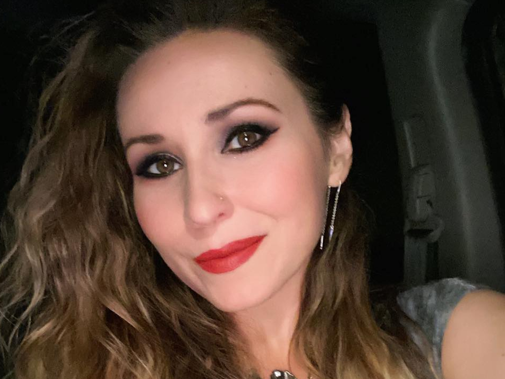 Erika Crisp, a 40-year-old health-care worker, contracted the novel coronavirus after going to a Jacksonville, Fla., bar with 15 of her friends on June 6.