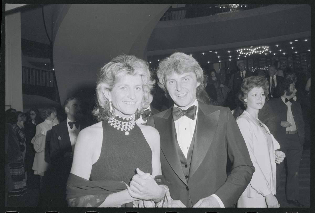 Stephen Smith and his wife, Jean Kennedy, are shown as they arrive at the Metropolitan Opera here to attend a benefit evening for the Performing Arts Research Center of the New York Public Library.