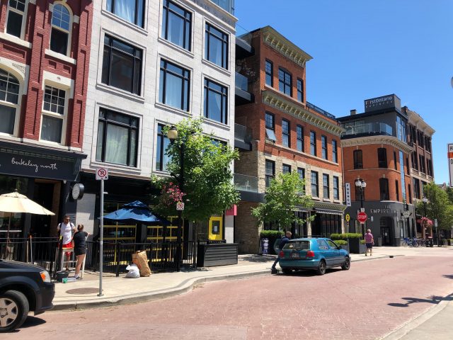 A section of King William Street will close to traffic, allowing area restaurants to expand their outdoor seating space.