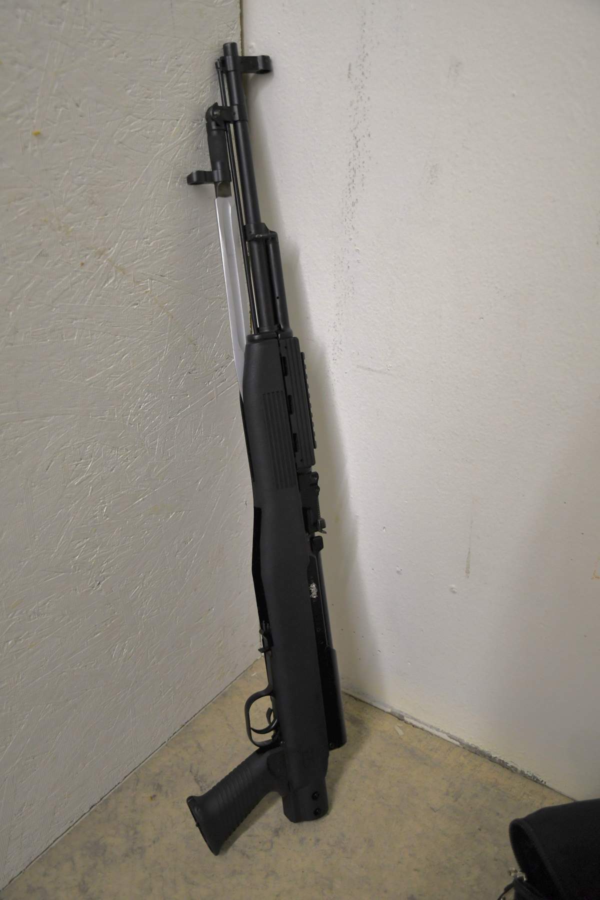 Calgary man arrested following string of bank robberies in southern Alberta - image