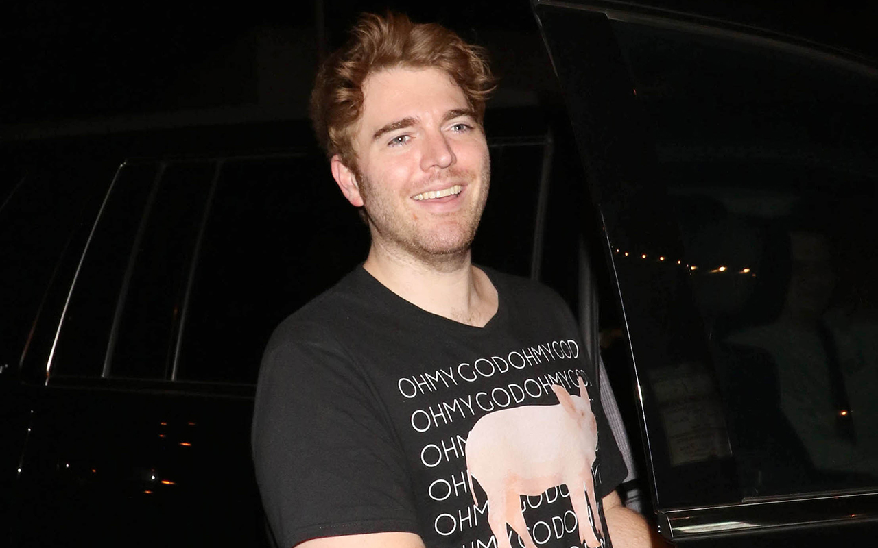 Shane dawson deals black shirt