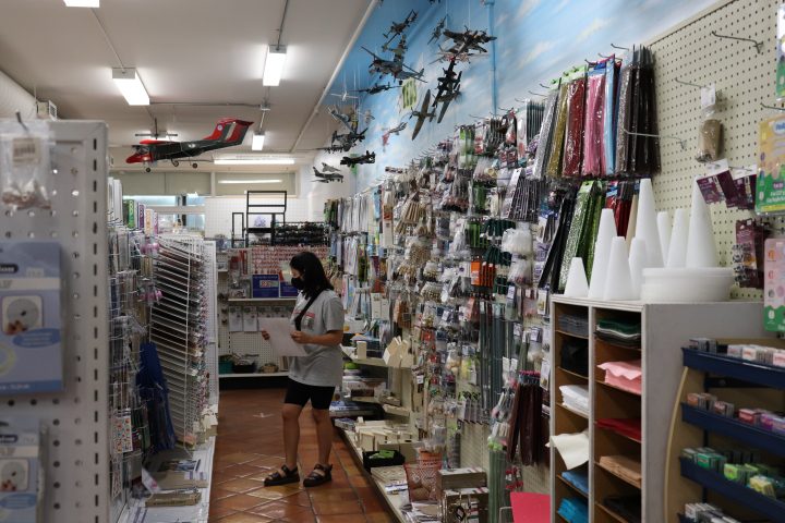 Ted’s Hobby Shop customer browsing arts and crafts supplies on July 21, 2020. Pamela Pagano/ Global News