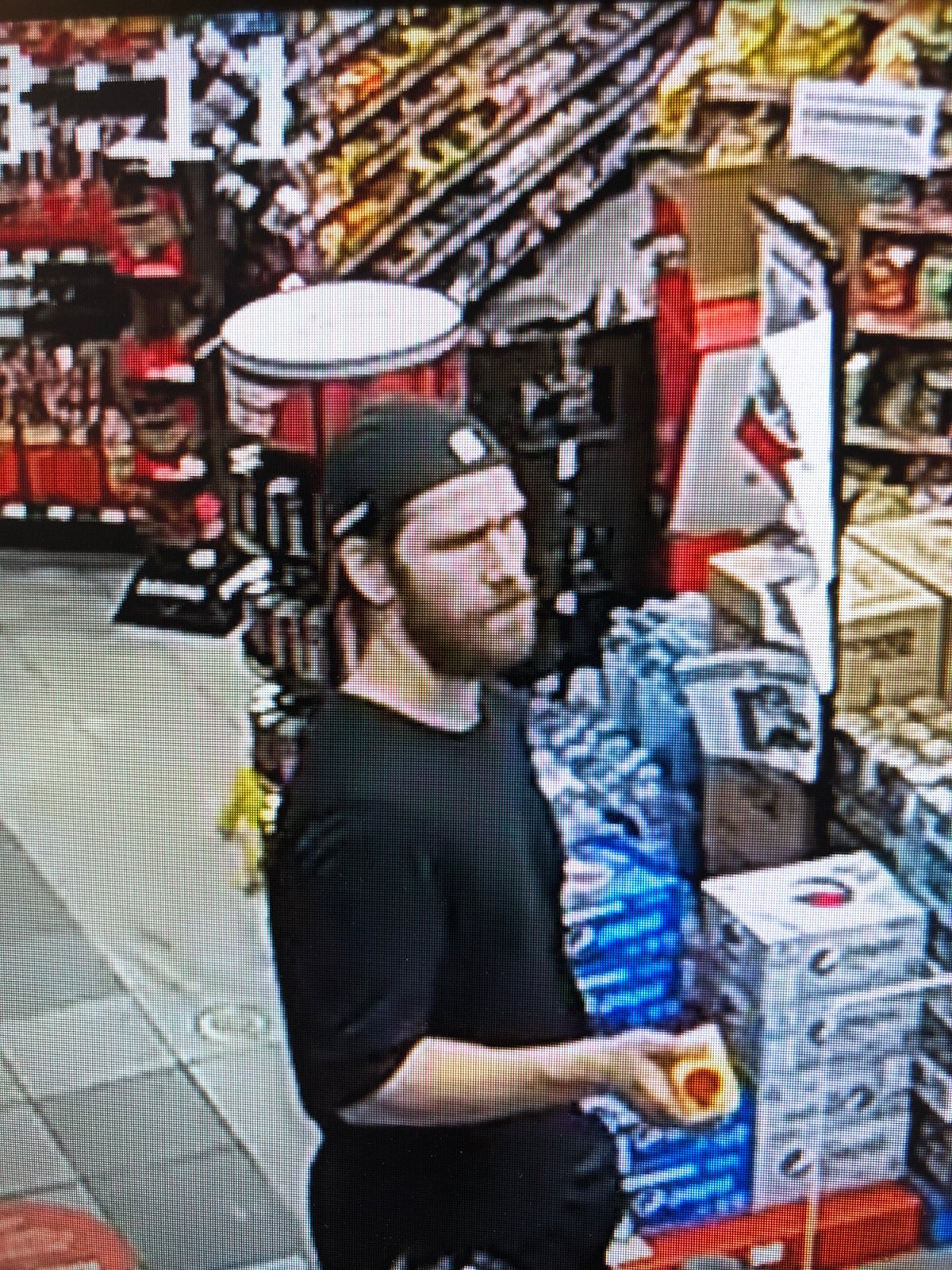 Kingston police look for westend car theft suspects Kingston