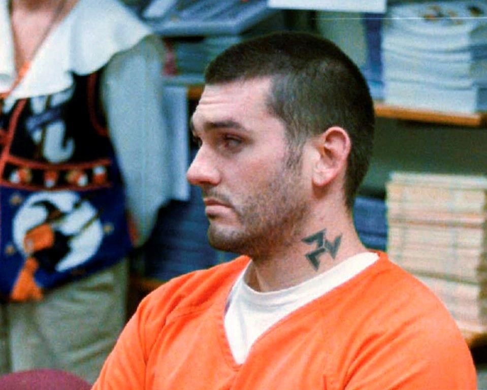 FILE – In this Oct. 31 1997, file photo, Daniel Lewis Lee waits for his arraignment hearing for murder in the Pope County Detention Center in Russellville, Ark.