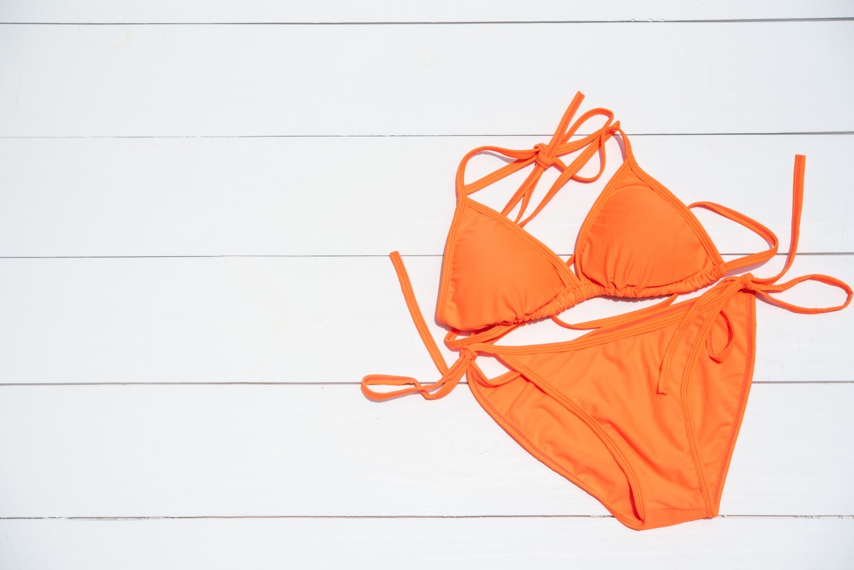 Swimco, which opened its first store in Calgary in 1982, focused its business model on the in-store ``fit experts,'' who advised shoppers on flattering swimwear styles.