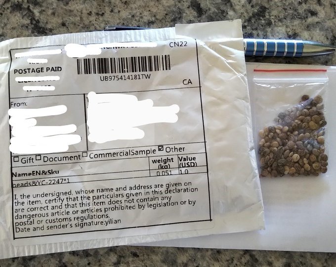 The Canadian Food Inspection Agency is urging anyone who receives an unsolicited seed package not to plant the seeds. 