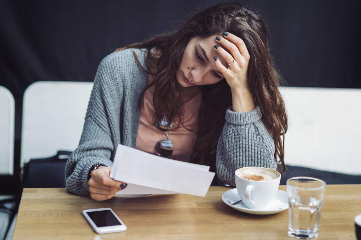 What you need to know before you sign a contract — even if your employer asks you to - image