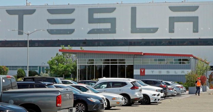 U.S. regulators open safety investigation into 580K Tesla vehicles