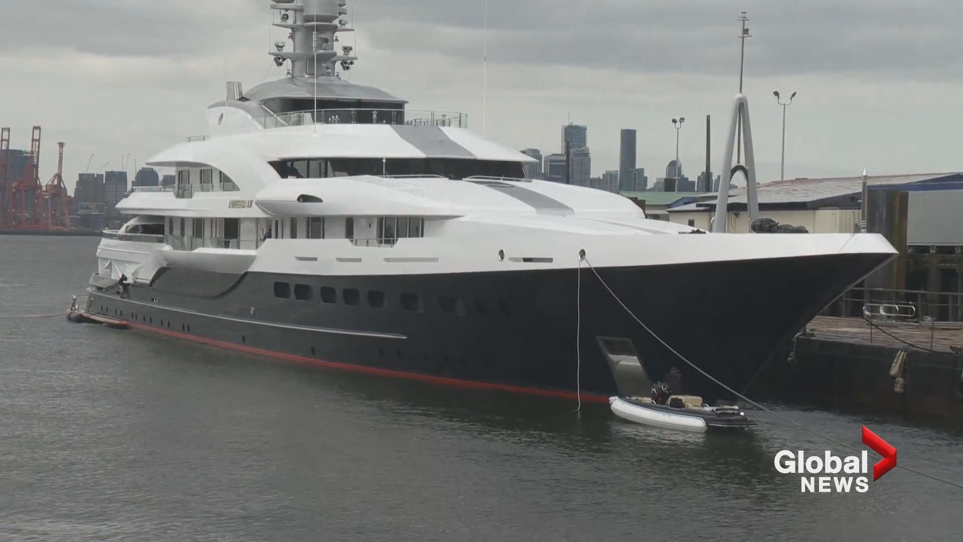 U.S. Billionaire’s Superyacht Arrives In B.C. For ‘necessary Repairs ...