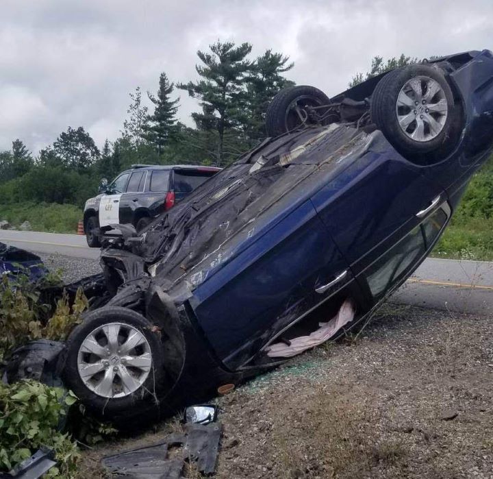 Police investigate fatal single-vehicle crash on Highway 400 in Georgian Bay - image