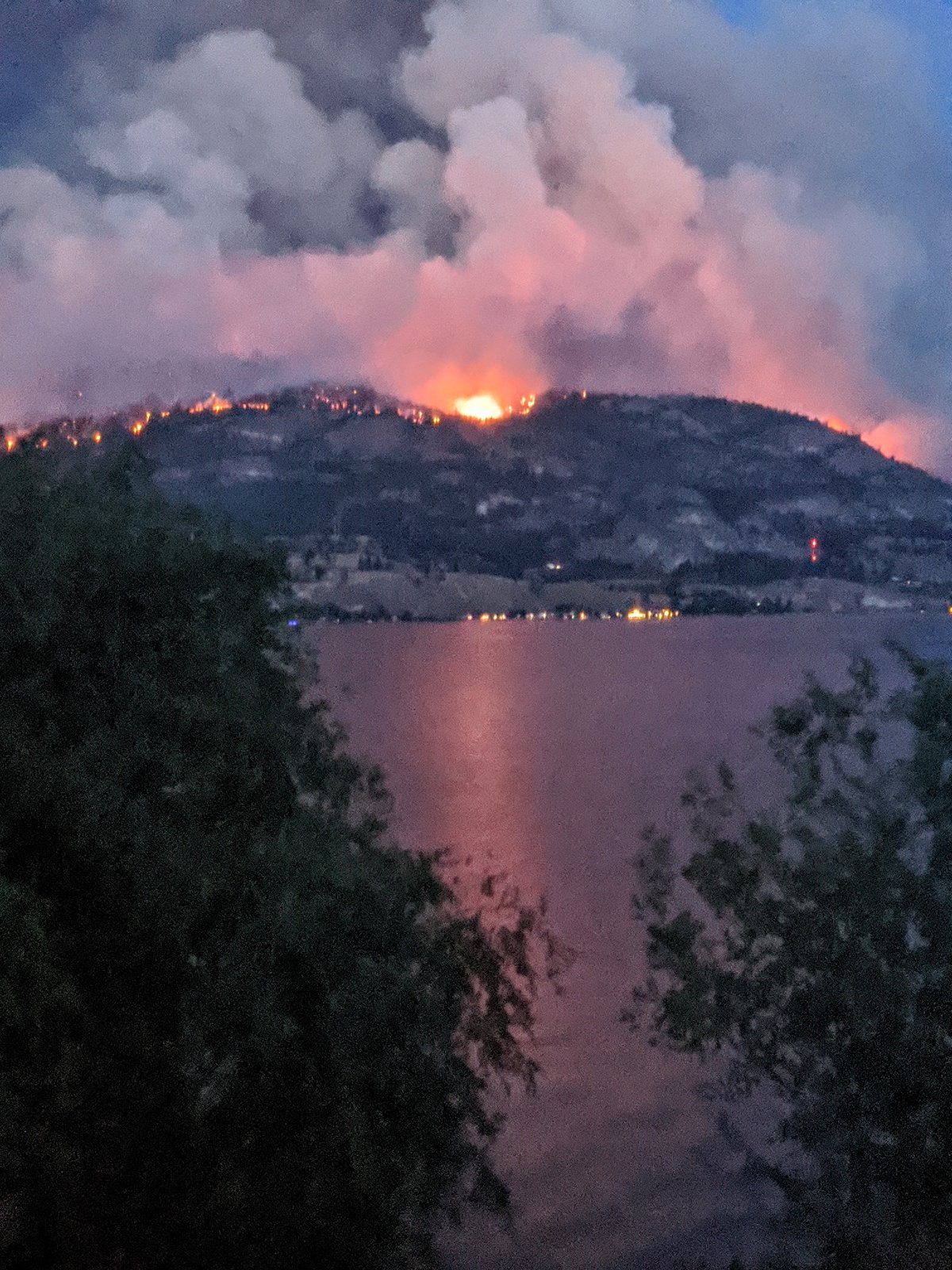 Photos and videos show scale of Christie Mountain wildfire in B.C.’s