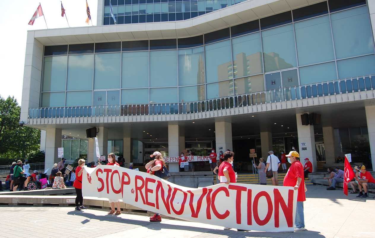 Hamilton renoviction bylaw sent back to city staff for further revisions, cost analysis