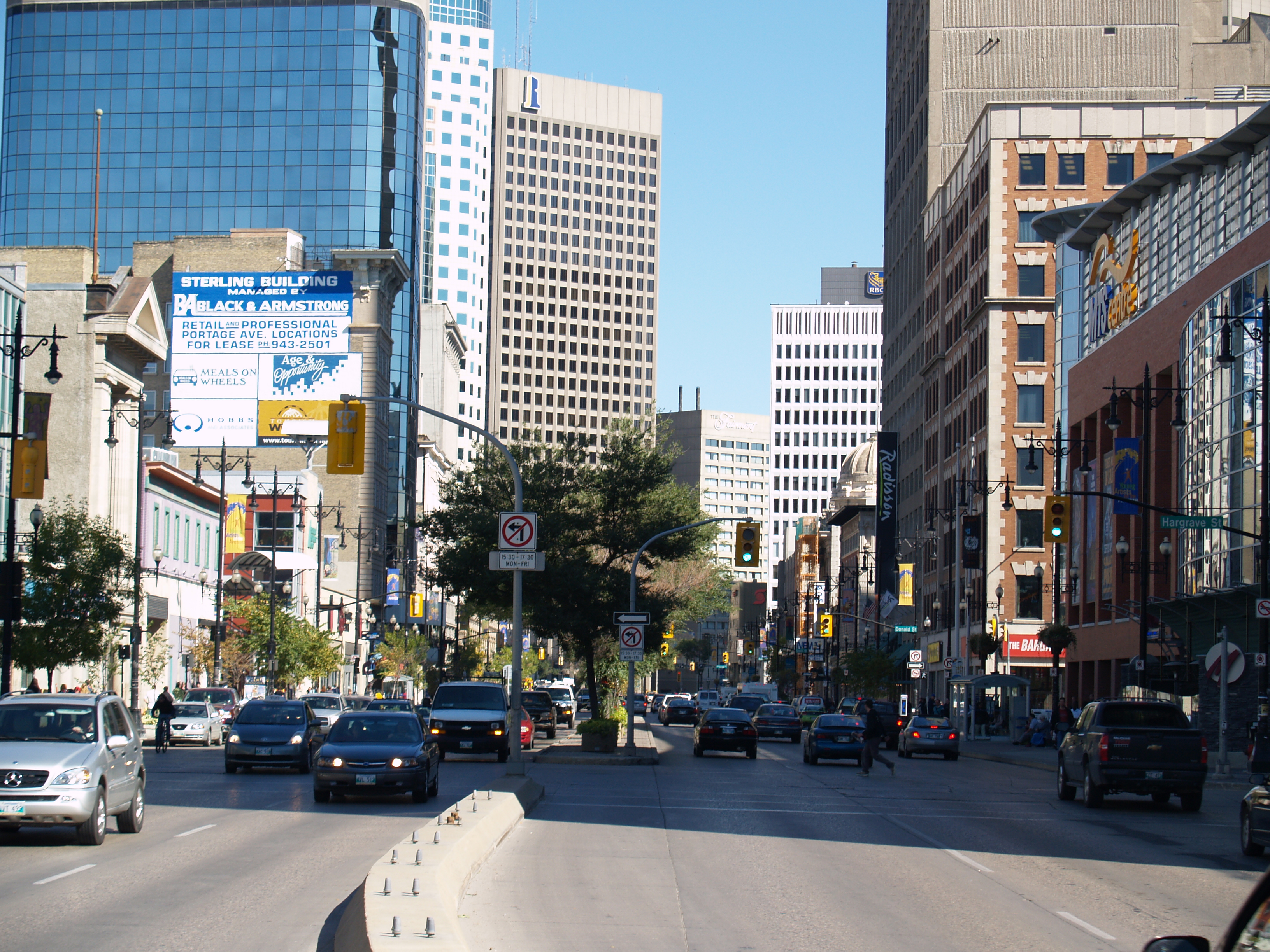 Premier addresses businesses in downtown Winnipeg, reaffirms commitment to safety