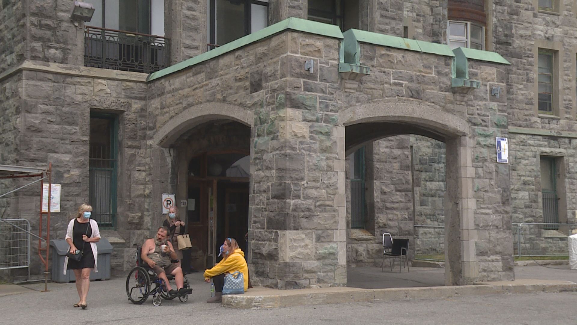 Montreal To Open Homeless Shelter With Supervised Alcohol Consumption   ROYAL VIC 