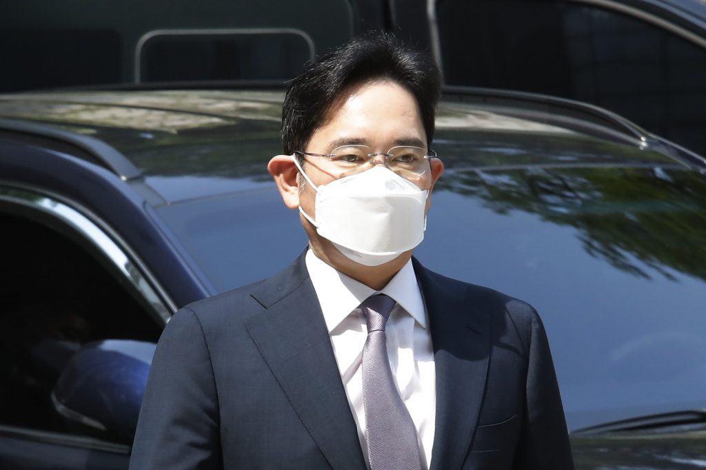 Samsung Electronics Vice Chairman Lee Jae-yong arrives at the Seoul Central District Court in Seoul, South Korea, Monday, June 8, 2020. Lee appeared in court on Monday as the court decides if he should be arrested for possible involvement in alleged merger and accounting fraud. 