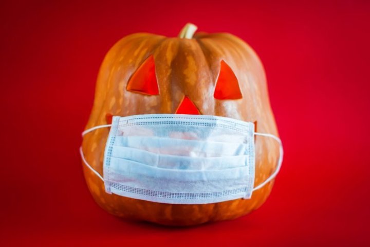Tips for having a safe Halloween amid the COVID-19 pandemic