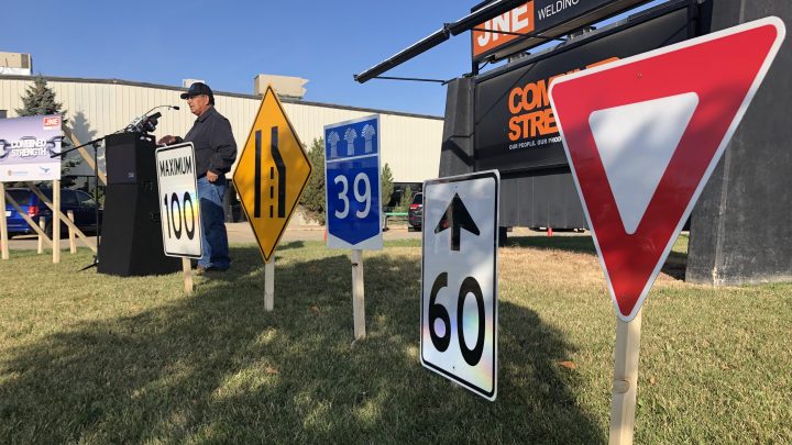 Peter Ballantyne Chief Peter Beatty, left, said the partnership will create jobs for his community.