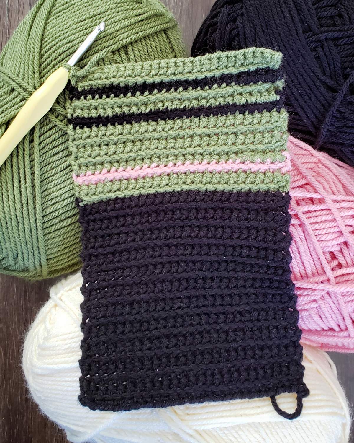 Kara Blizzard’s “Newfoundland & Labrador” Crochet from Mar 1-Apr 5