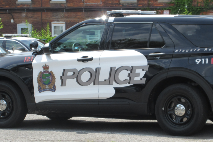 Man facing charges after flight from police, cruiser hit in St. Catharines