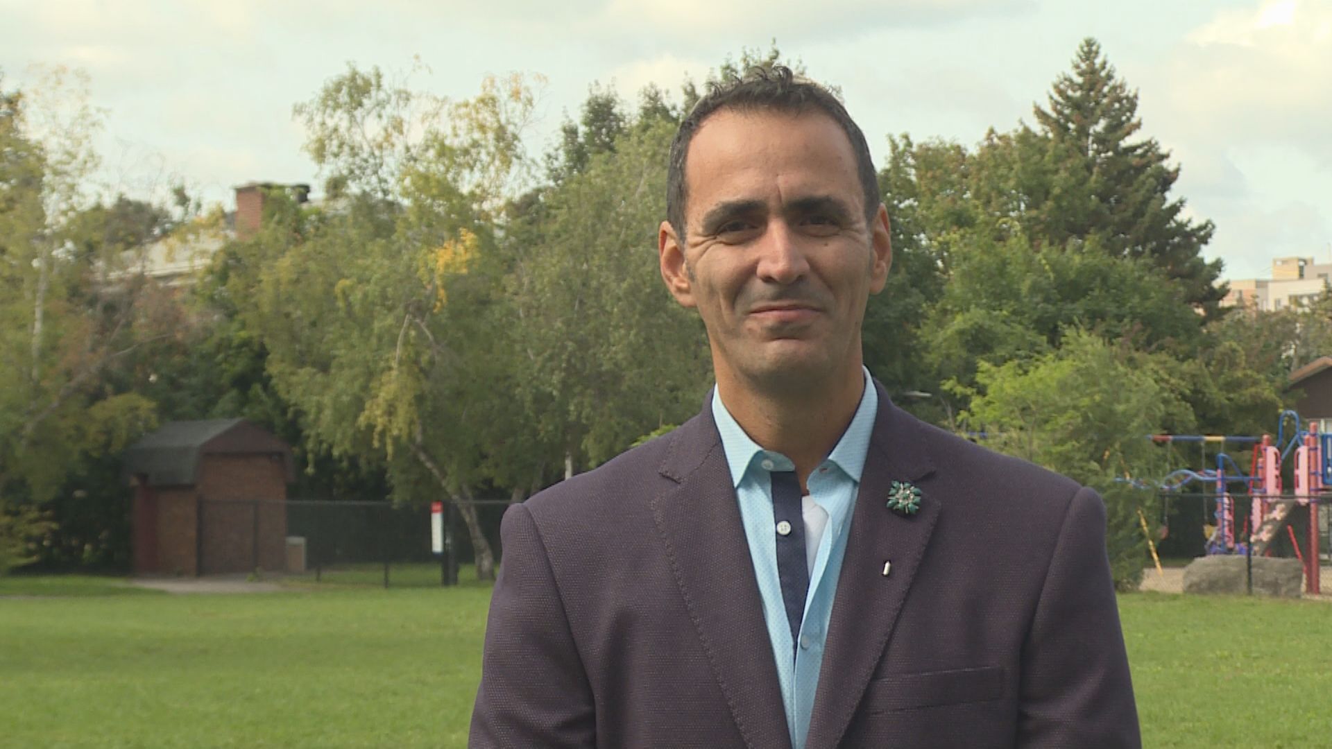 Кандидат за кмет на град извън Монреал свали действащия президент