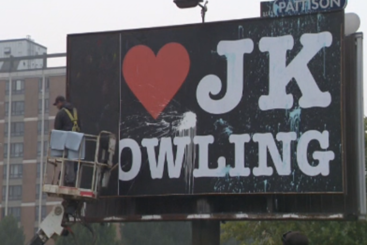 Vancouver billboard declaring ‘I ❤ J.K. Rowling’ defaced, removed