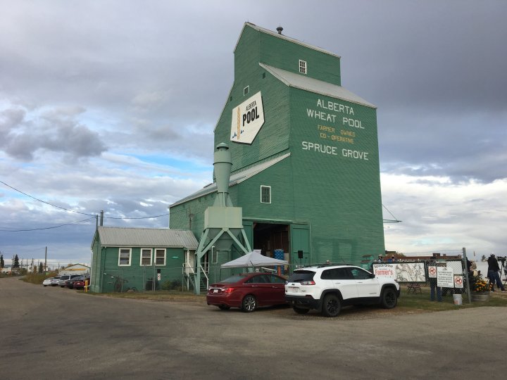 Alberta Wheat Pool grain elevator | News, Videos & Articles