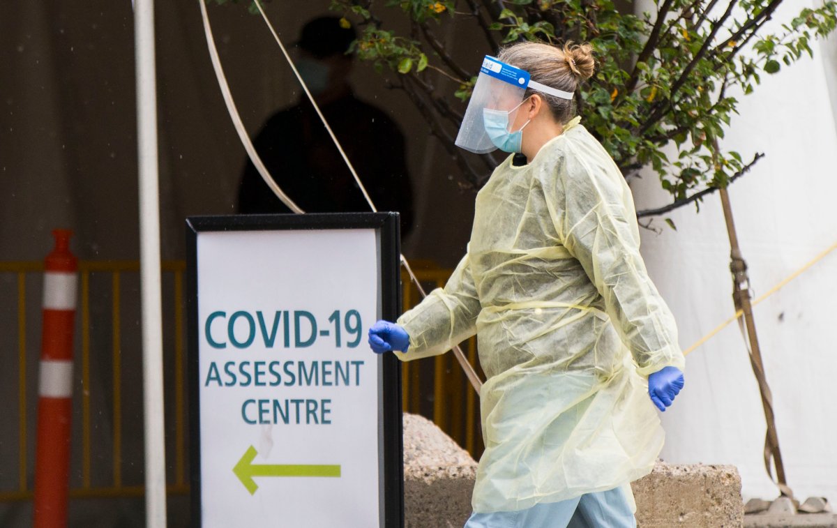 TORONTO, Oct. 15, 2020 A medical worker wearing protective gear is seen outside a COVID-19 assessment center in Toronto, Canada, on Oct. 15, 2020. Canada's COVID-19 deaths reached 9,751 as of Thursday afternoon, while the number of infections stood at 193,600, according to a tally by Johns Hopkins University. (Photo by Zou Zheng/Xinhua) (Credit Image: © Zou Zheng/Xinhua via ZUMA Press)