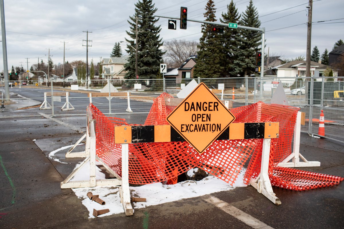 61 Avenue intersection’s closure due to massive sinkhole extended to ...