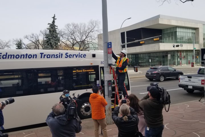New bus stop signs to appear on Edmonton streets ahead of 2021 network launch