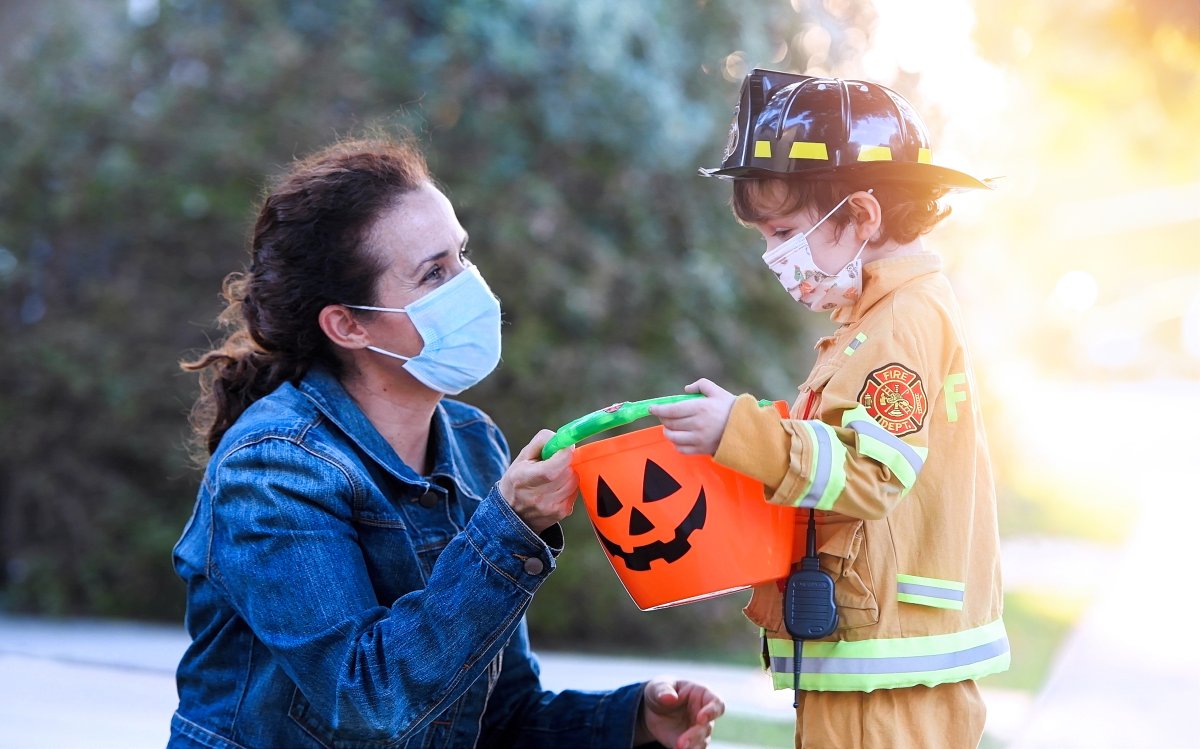 Finding ways to celebrate Halloween during the pandemic in Saskatchewan - image