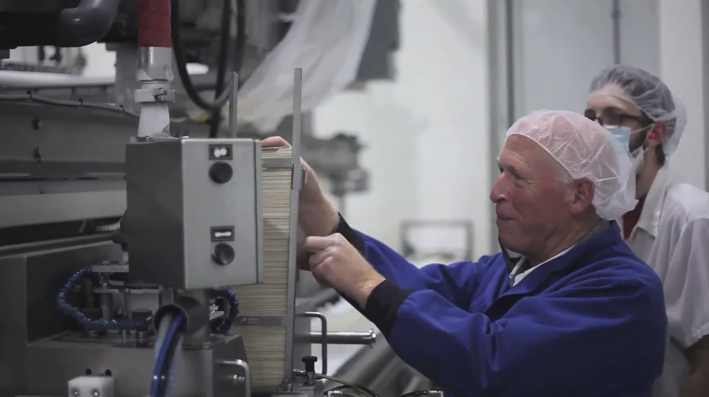 Ian Scates of Central Smith Creamery named Peterborough's Business Citizen  of the Year - Peterborough | Globalnews.ca