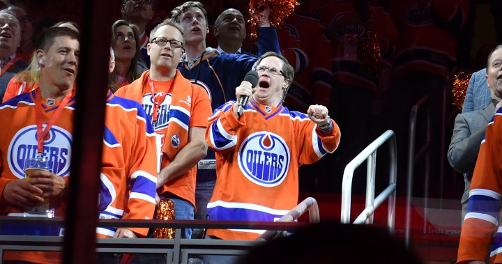 Edmonton sports legend Joey Moss dies at 57 - Edmonton | Globalnews.ca