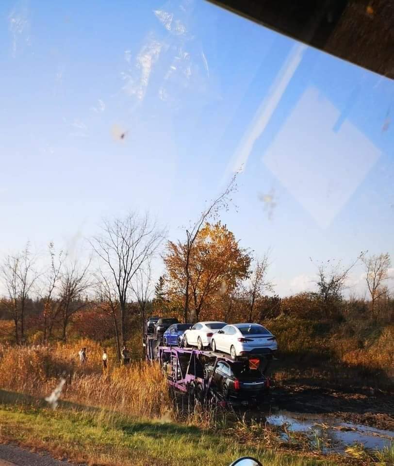 The family of a man who died from a heart attack while driving a truck on Highway 401 are praising his last acts as heroic.