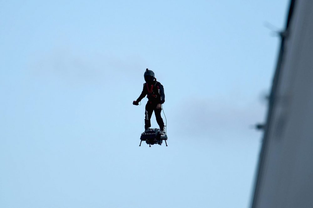 Watch: Jetpack pilot reaches 6,000 feet, breaking altitude record