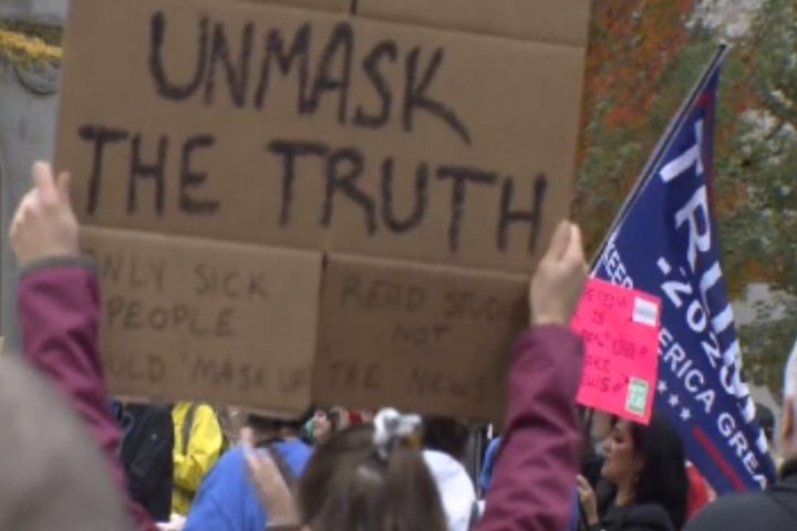 Anti-mask protesters descend on Vancouver for 2nd day of ‘mega freedom rally’