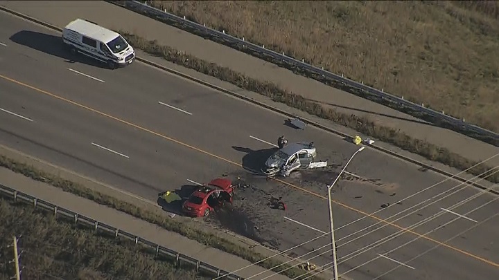 2 dead, 6 others injured in Mississauga car crash - Toronto | Globalnews.ca