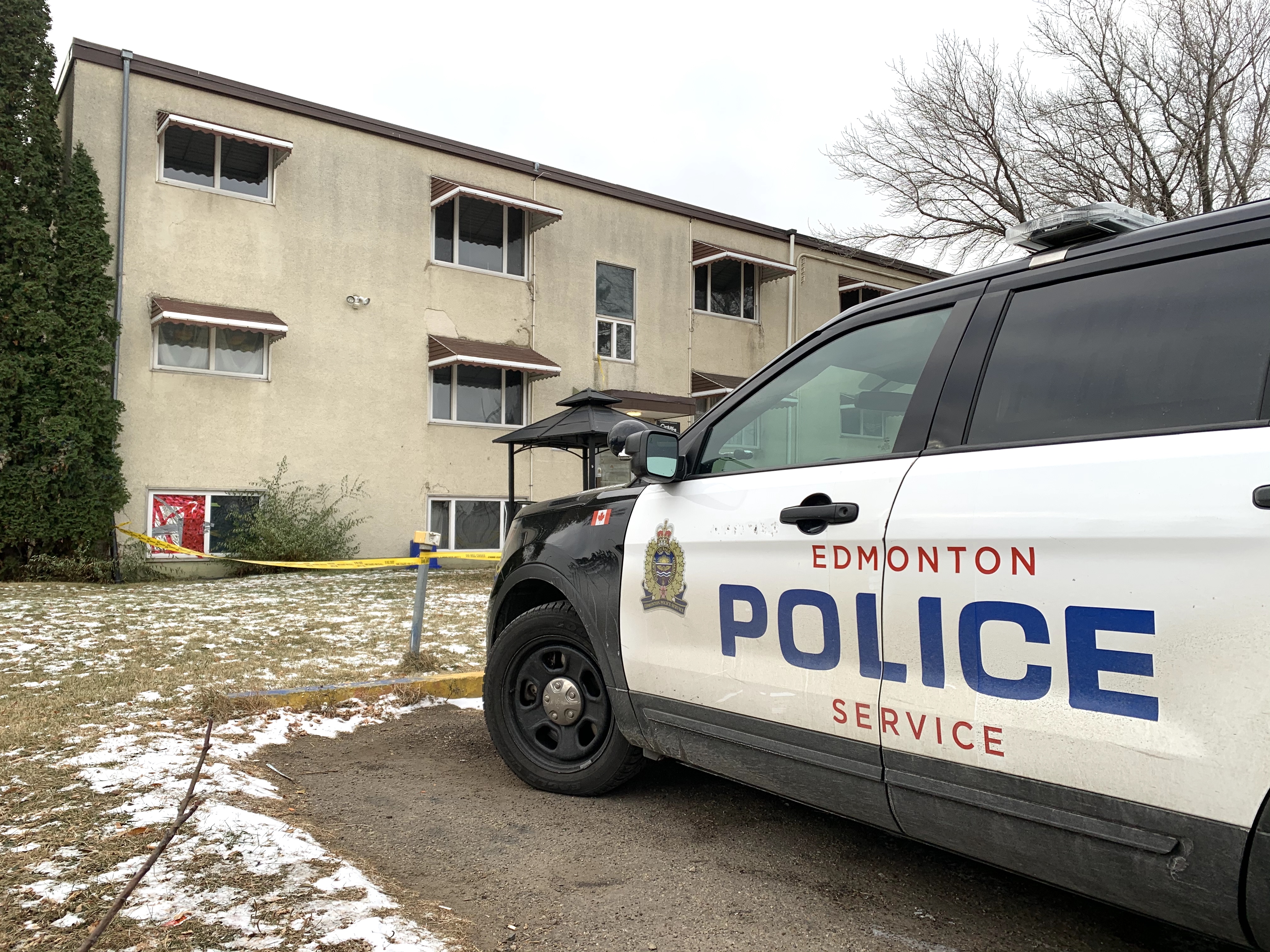 Police Investigate Reports Of Gunshot At North Edmonton Apartment ...