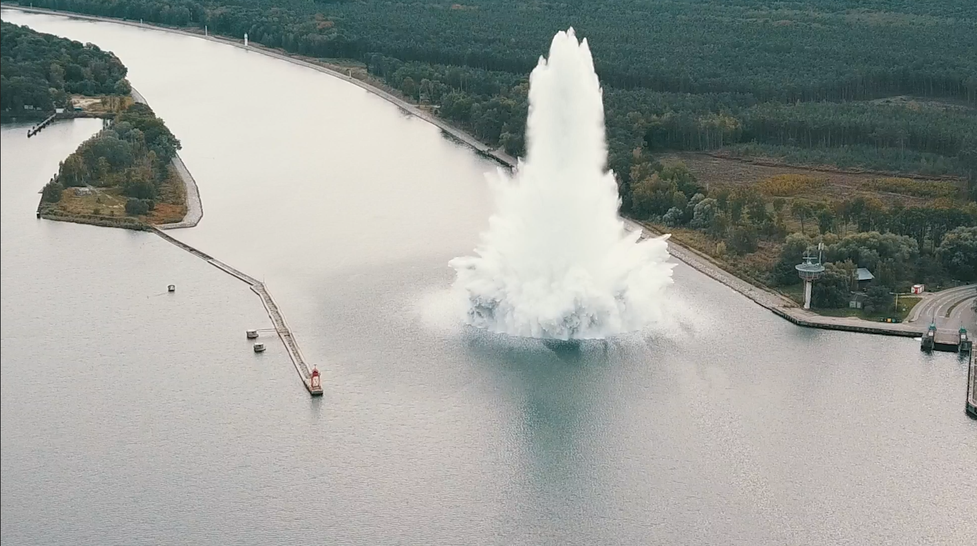 WWII ‘earthquake’ Bomb Explodes During Effort To Defuse It In Poland ...