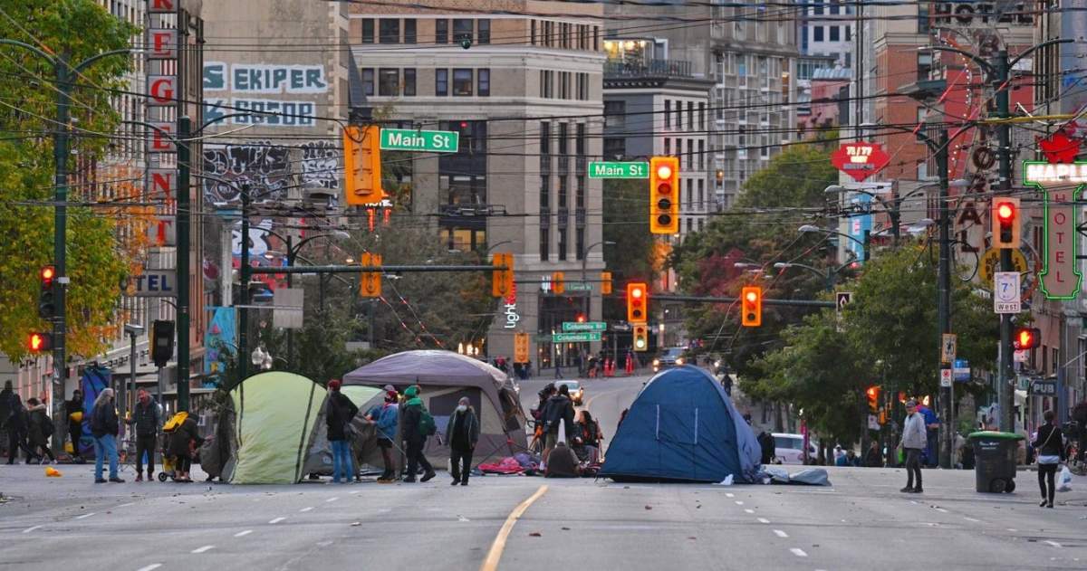 Protesters erected tents in the intersection of Main and Hastings streets Wednesday, and vowed to occupy the street overnight. 