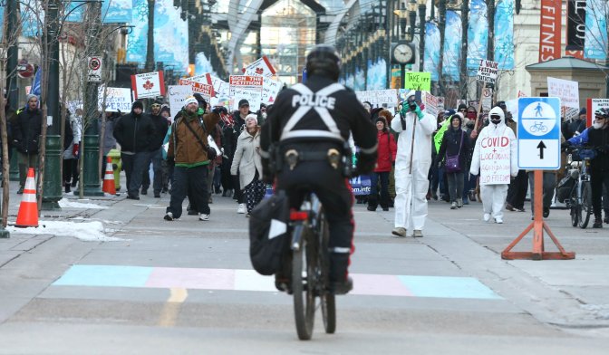 Calgary-COVID-protest-Nov-28-2020(5)