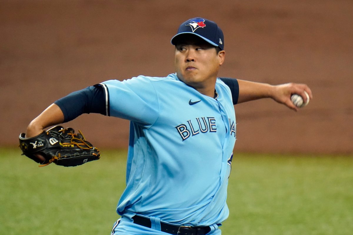 Toronto Blue Jays' Hyun-Jin Ryu pitches against the Tampa Bay Rays during the first inning of Game 2 of an American League wild-card baseball series Wednesday, Sept. 30, 2020, in St. Petersburg, Fla.