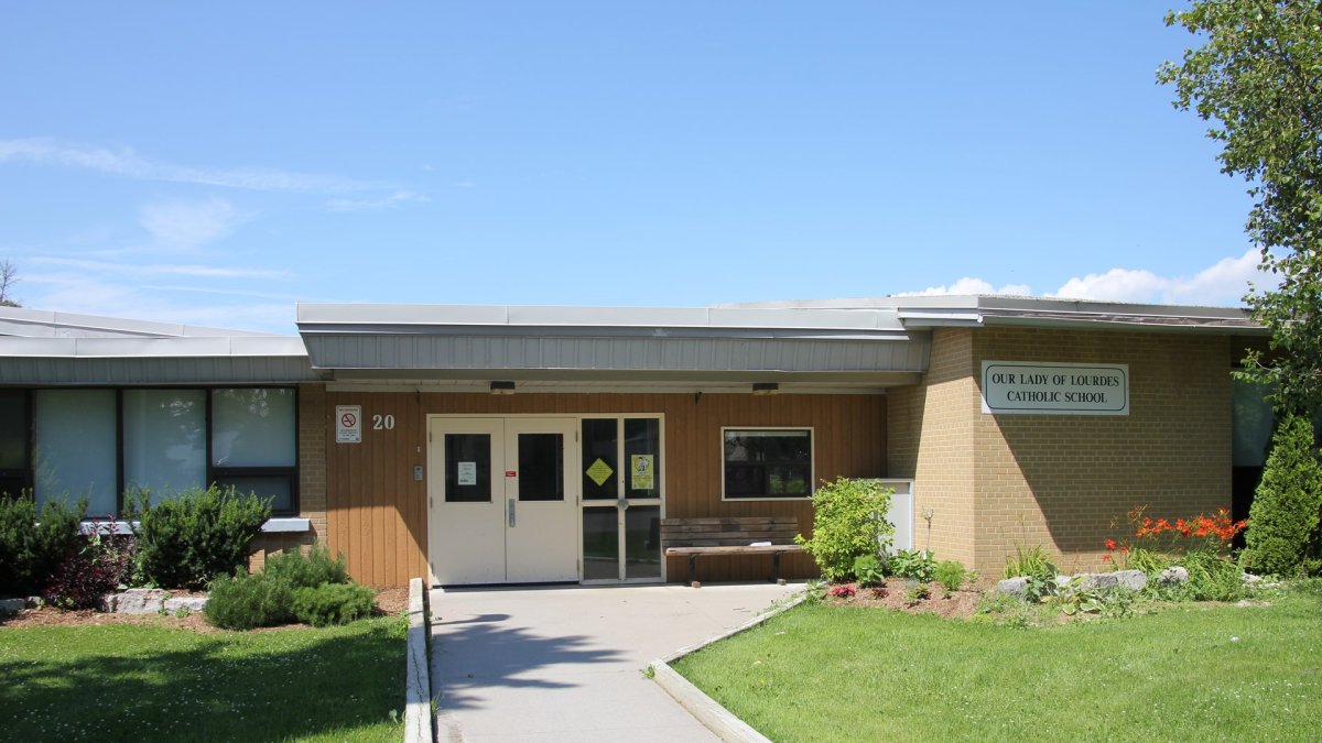 The Algonquin and Lakeshore Catholic School board has temporarily closed a Kingston elementary school due to three cases of COVID-19. 