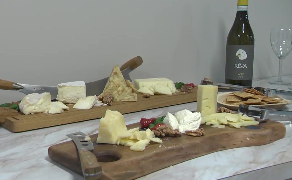 A charcuterie board of the cheeses Lakeside Dairy has made.