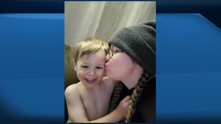 Mother of child killed in fire west of Edmonton thanks community for support